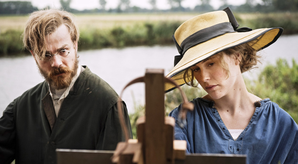Carla Juri als Paula Becker neben Otto Modersohn (Albrecht Abraham Schuch) | Bildquelle: WDR/PANDORA Film/Martin Menke Carla Juri als Paula Becker neben Otto Modersohn (Albrecht Abraham Schuch)