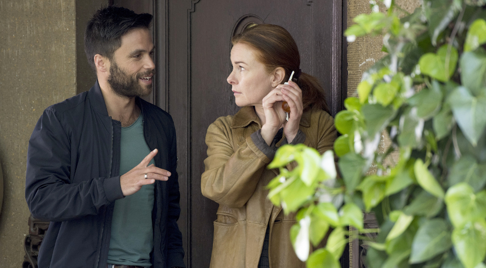 Marie Fuchs (Lina Wendel) und Youssef El Kilali (Karim Cherif)