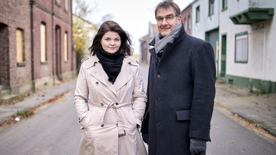 Sophie Passmann und Jürgen Wiebicke | Bildquelle: WDR/Ben Knabe Sophie Passmann und Jürgen Wiebicke