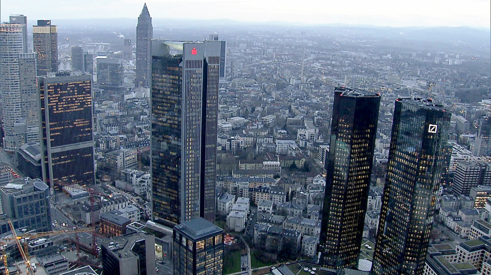ie Hochhaustürme der Banken prägen die Frankfurter Skyline.