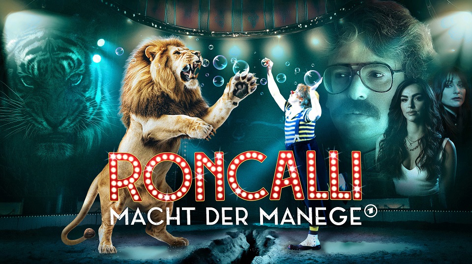 Das Cover zu "Roncalli Äì Macht der Manege". | Bildquelle: NDR/UFA Documentary/Sierra Foxtrot/Circus Roncalli/Theo O. Krath/Bernd Hermes (Cineteam)/gettyimages (Colin Langford) Das Cover zu "Roncalli Äì Macht der Manege".