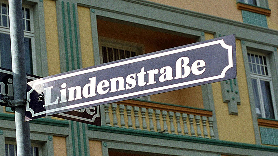 Lindenstraße Auf One