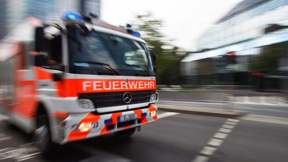 Feuerwehr | Bildquelle: WDR/newspix Feuerwehr