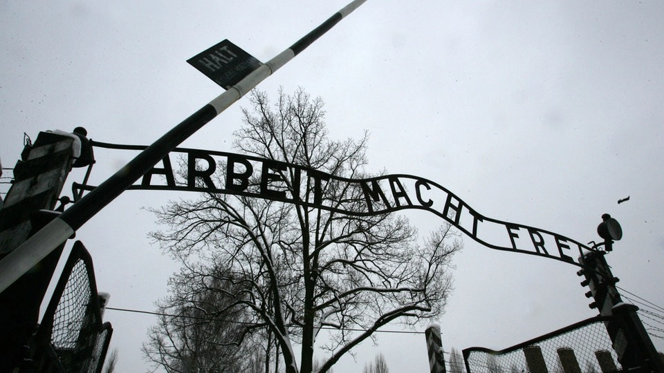 Ausschwitz | Bildquelle: AFP/Dilkoff Ausschwitz