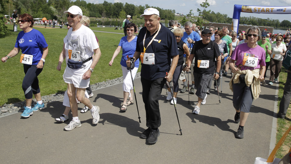 Start des WDR4 Walking | Bildquelle: WDR/Thomas Brill Start des WDR4 Walking
