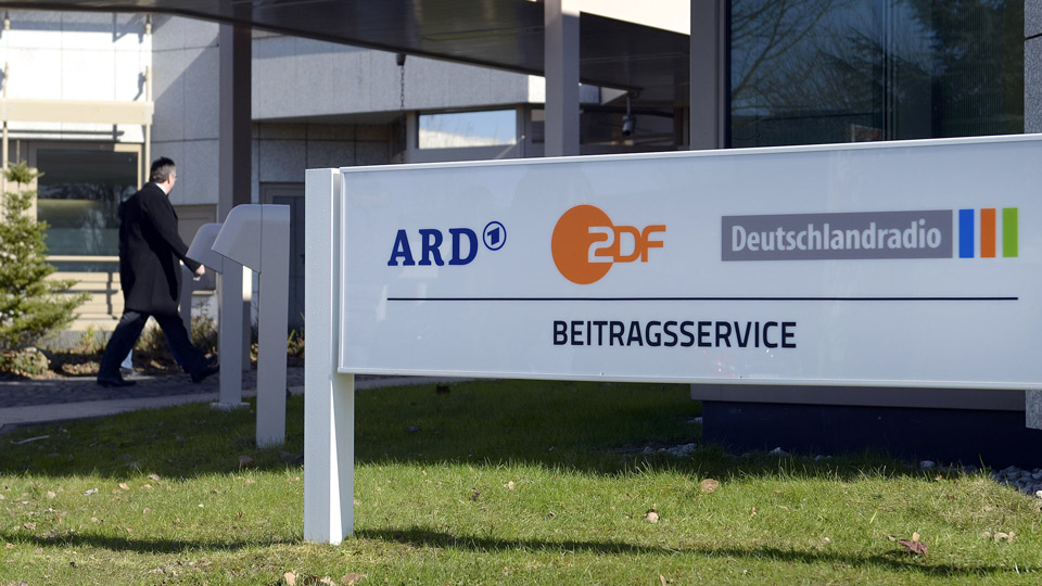 Beitragsservice | Bildquelle: WDR/Michael Fehlauer Beitragsservice