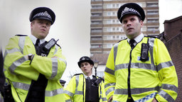 Szene aus der Serie "Babylon" | Bildquelle: WDR/Nightjack Ltd/Dean Rogers Szene aus der Serie "Babylon"