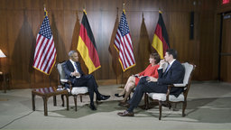 v.l.n.re.: US-Präsident Barack Obama, Sonia Semour Mikich, Chefredakteurin des WDR und Klaus Brinkbäumer,
