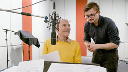 Vorderbäumen (Hans Peter Hallwachs) und Tom (Florian Lukas)