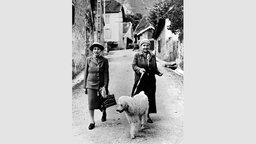 Alice B. Toklas und Getrude Stein, 1944 in Frane/Frankreich