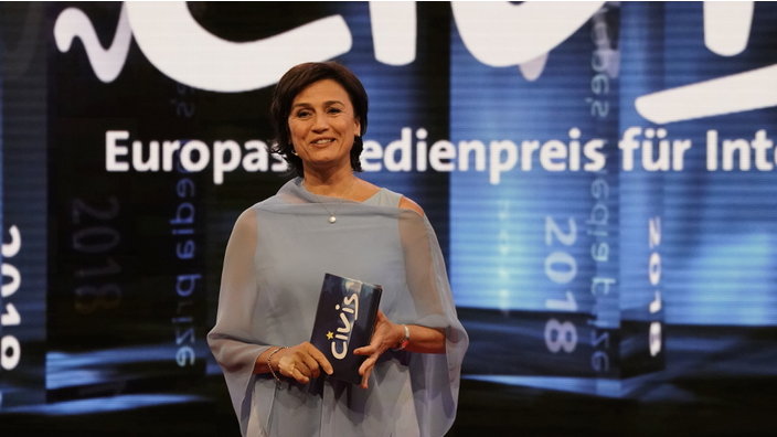 Sandra Maischberger | Bildquelle: WDR/Max Kohr Sandra Maischberger