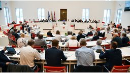 Plenarsäle der Landtage