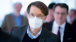 Karl Lauterbach | Bildquelle: dpa/ Kay Nietfeld Karl Lauterbach