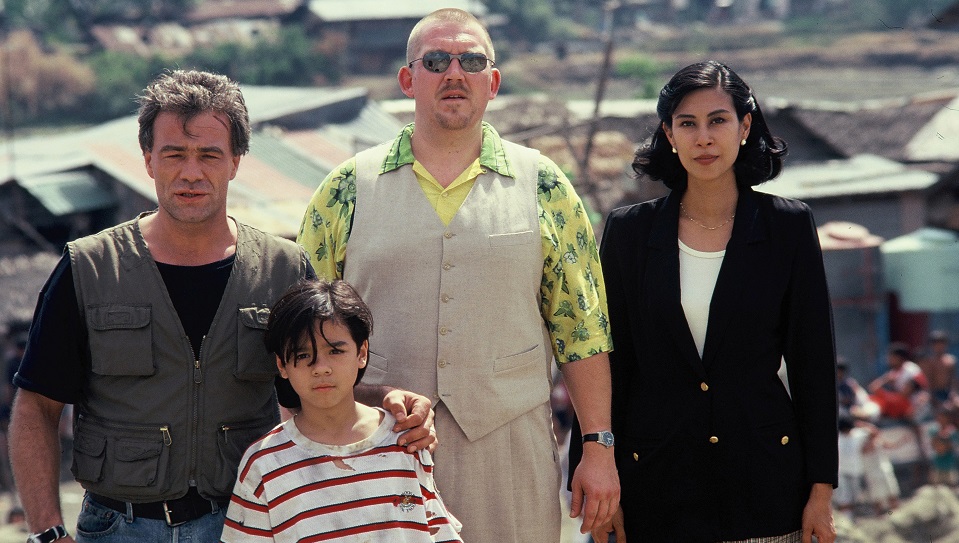 Max Ballauf (Klaus J. Behrendt), Freddy Schenk (Dietmar Bär) und Staatsanwältin Marilyn Garcia (Susan Africa) haben den kleinen March (Tom Taus) gefunden.